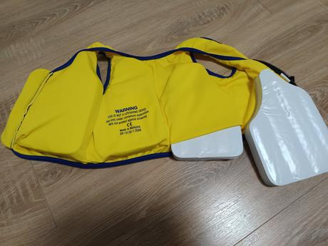 Vesta na plávanie, 