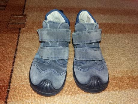 Celokožené kvalitné topánky, superfit,25