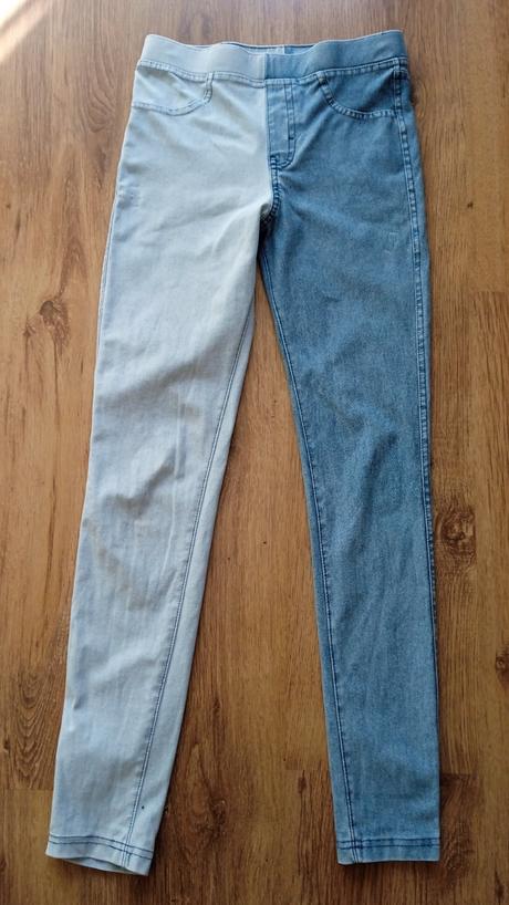 Štýlové dvojfarebné džegínsy, h&m,152