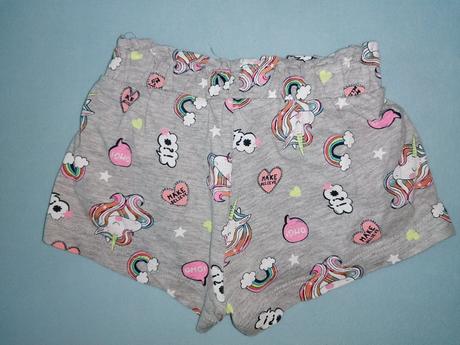 Šortky jednorožec, 98