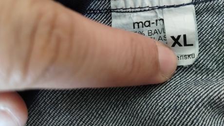 Tehotenské kraťasy, xl