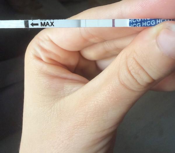 Je tehotenský test pozitívny alebo negatívny?