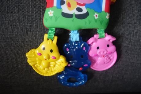 Fisher price závesná hračka zvieratká z farmy,