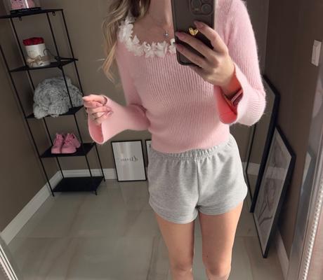 Romantický svetrík, xs