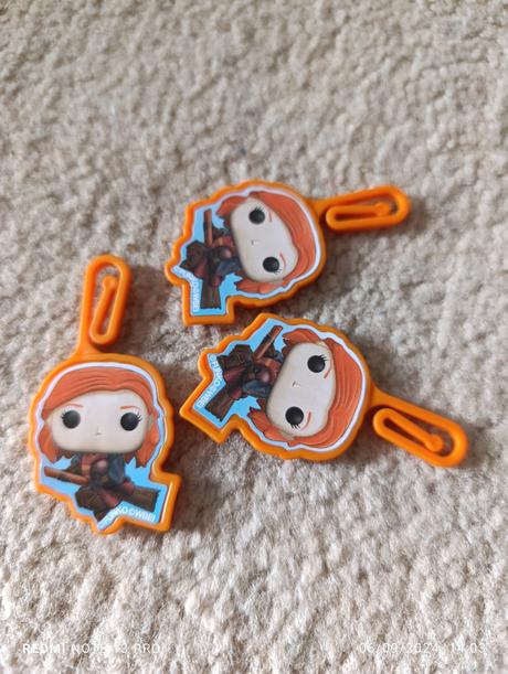 Postavičky a doplnky harry potter kinder joy, 