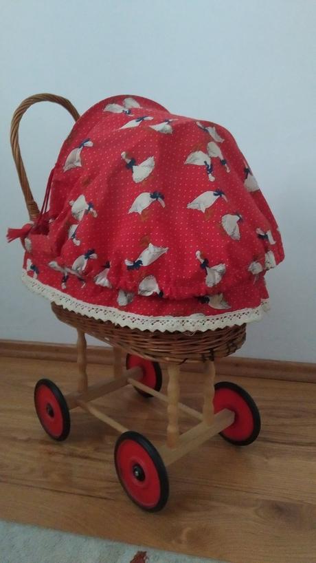 Retro prútený kočík, 