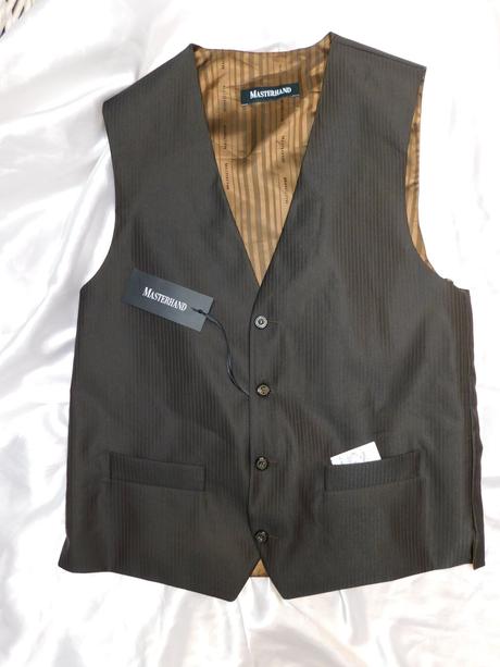 Luxusný pánsky oblek hnedej farby, m