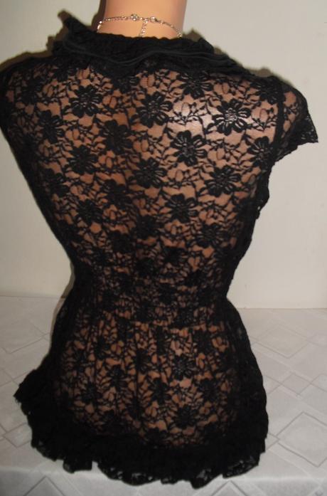 Krajkovany francuzsky topik, s