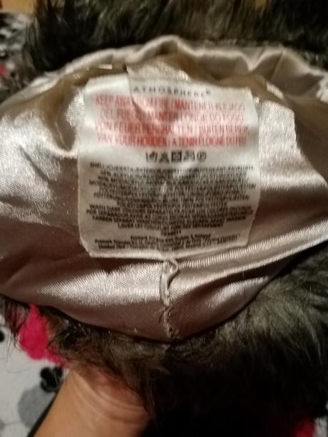 Dámska čiapka, atmosphere