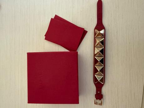 Valentino garavani naramok, valentino