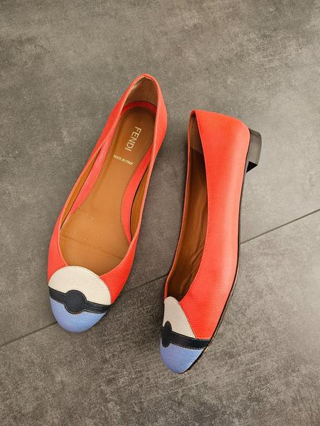 Baleriny fendi pokémon, 37