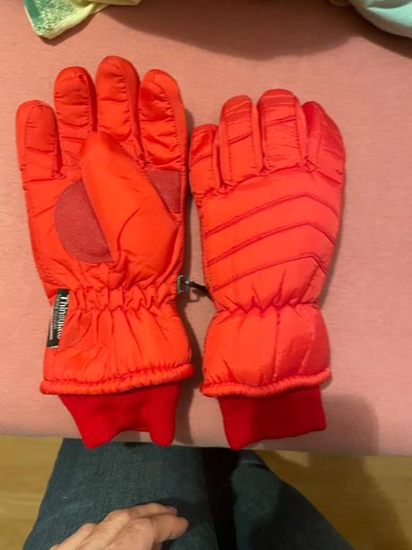 Lyžiarske rukavice thinsulate, 146