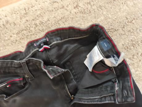 Rifle čierne, tommy hilfiger,176