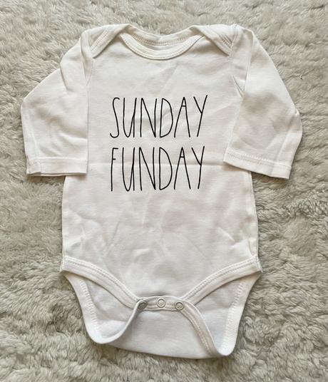 Biele body s napismi, 68