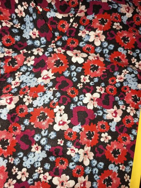 Blúzka so zavinovacím motívom, esmara,38