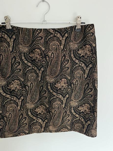 Zlatá čierna elegantná vzorovaná vintage mini, s