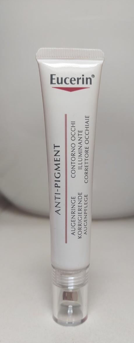 Nove kremy a vzorky eucerin, 