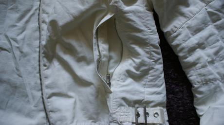 Zaujimava bundicka nikita, s