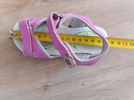 Sandále letné, cupcake,26