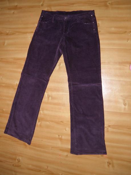 Menčestrové nohavice, 164