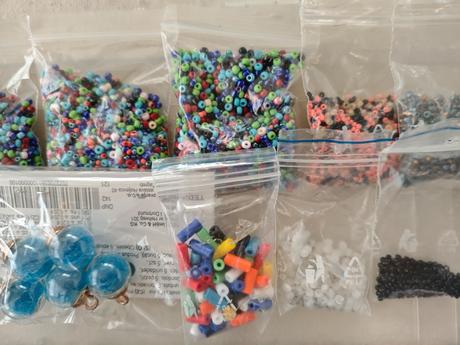 Obrovská sada korálok a príslušenstva, 