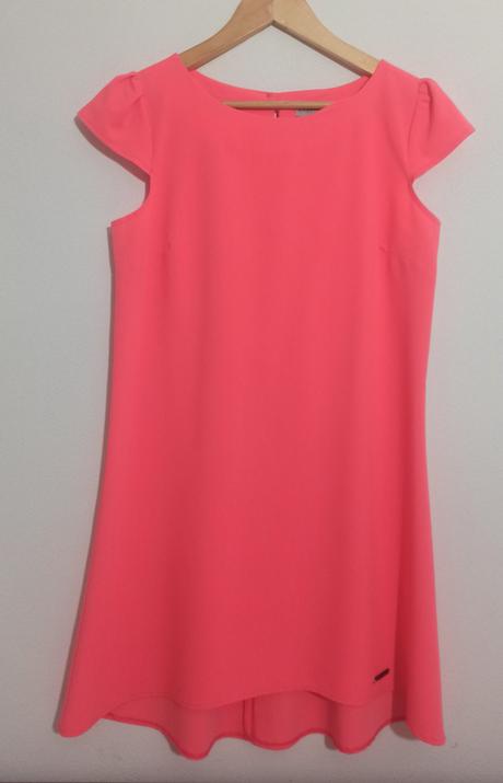 Korálovo ružové šaty, s