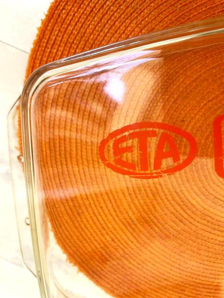 Sklenený poklop na remosku eta, eta