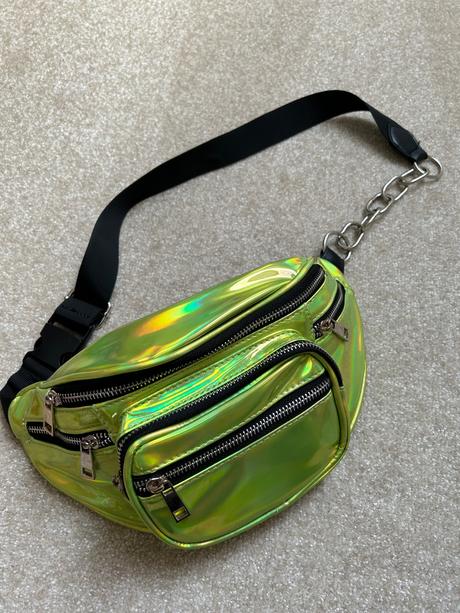 Ľadvinka grebnesor, 