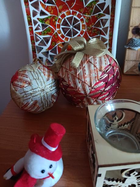 Rôzne dekoračné veci - vianočné, celoročné,