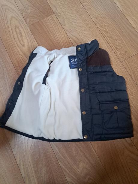 Rebel vesta, rebel,116