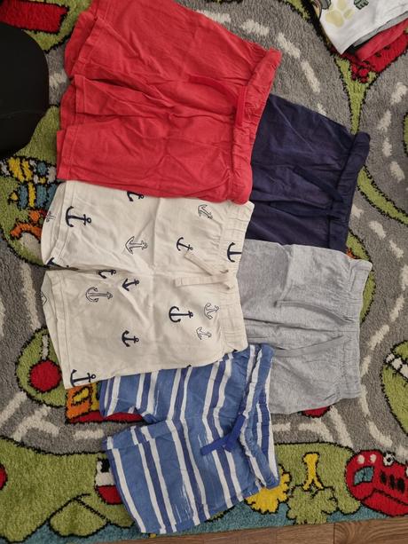 Šortky, h&m,122