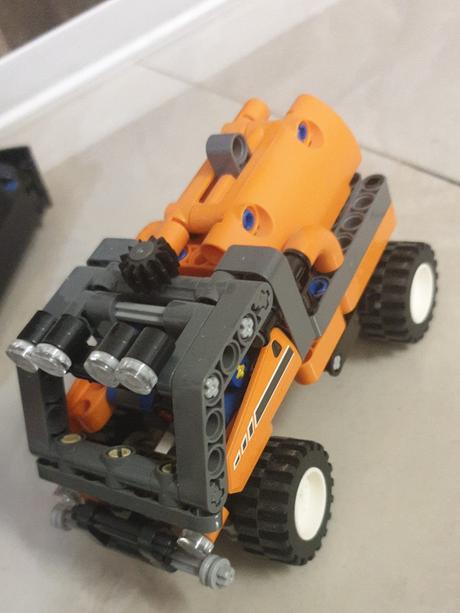 Skladačka  kópia  lega technic 42076  - vznášadlo, 