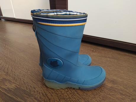 Gumáky 24/25, lupilu,25