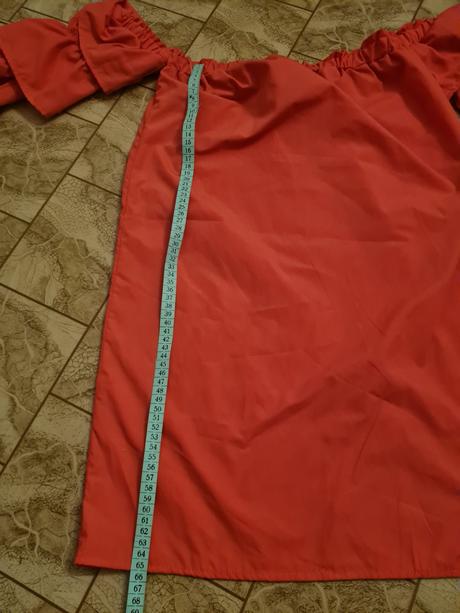 Šaty s odhalenymi pleciami, amisu,xs