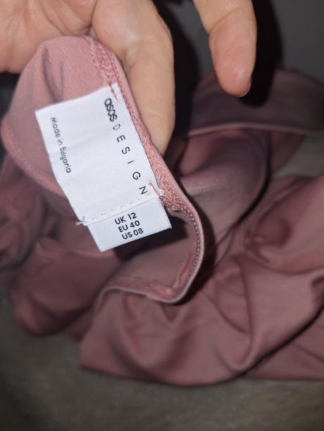 Asos spolocenske vecerne maxi plisove saty, 40