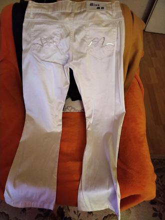 Satenove nohavice, 40