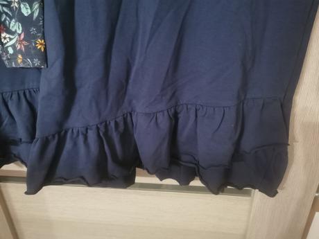 2x teplákové šaty, 158