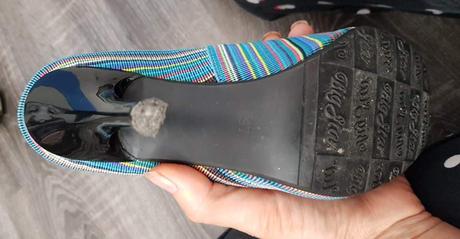 Topánky na opätku, 37