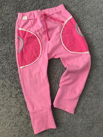 Pudlove teplaky v.104, 104