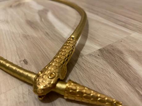 Krásny elegantný zlatý opasok náhrdelník tvar hada,