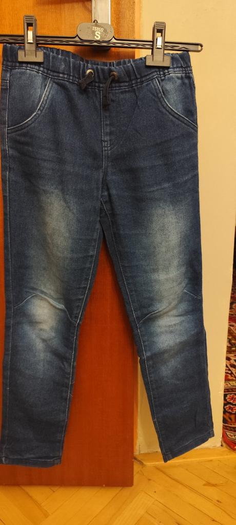 Rifle s gumičkou v páse, 134