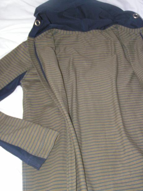 Kardigan s kapucňou, 158