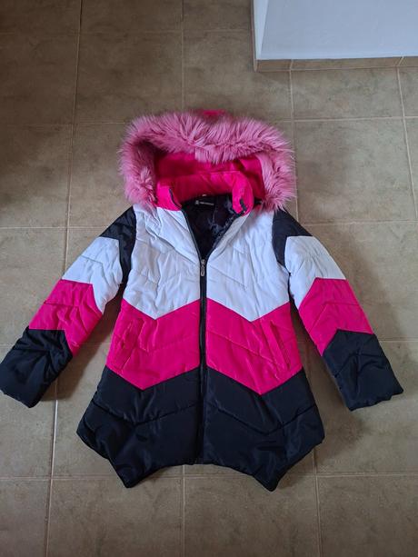 Dievčenská bunda, 152