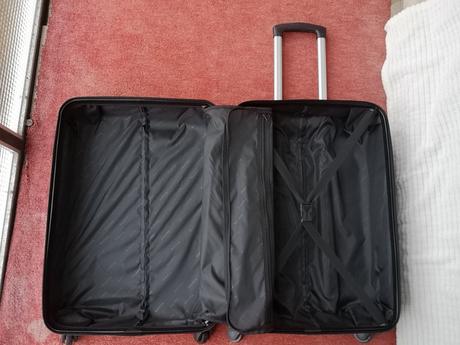 Elevate cestovný kufor veľkosť m, 