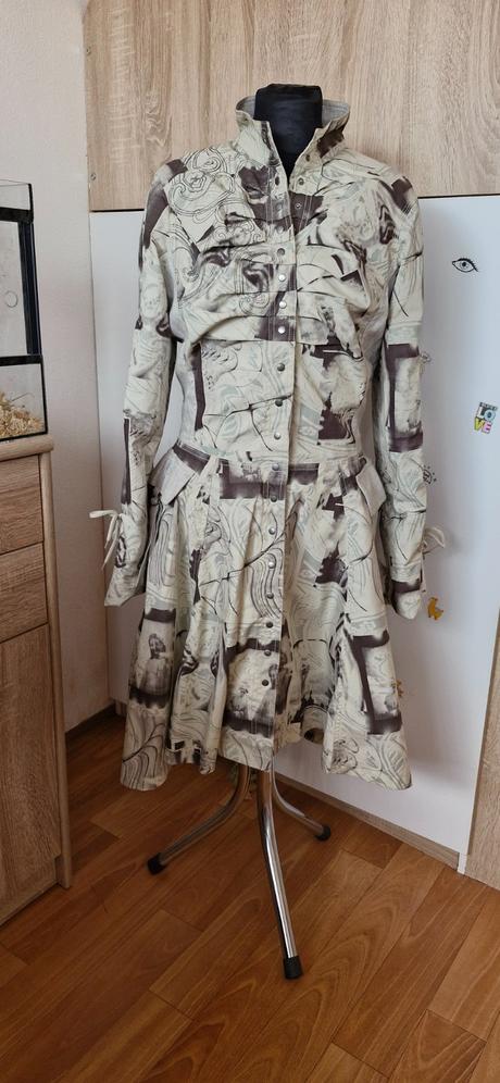 Luxusny trenckot st martins, l