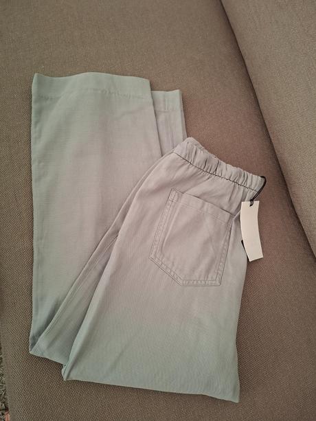 Volne nohavice zara, zara,s