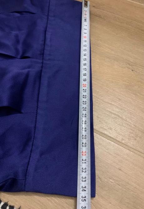 Spoločenská skladaná saténová sukňa, 34