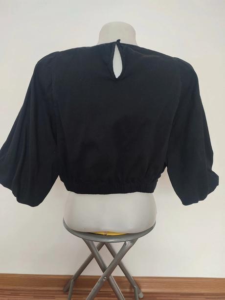 Čierny top krátky, blúzka, xl