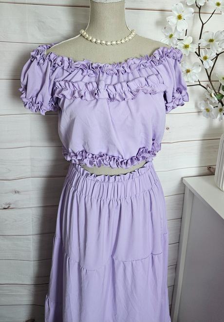 Krásny set sukňa + top,