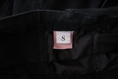 Čierne denimové šaty na traky kate denim, s